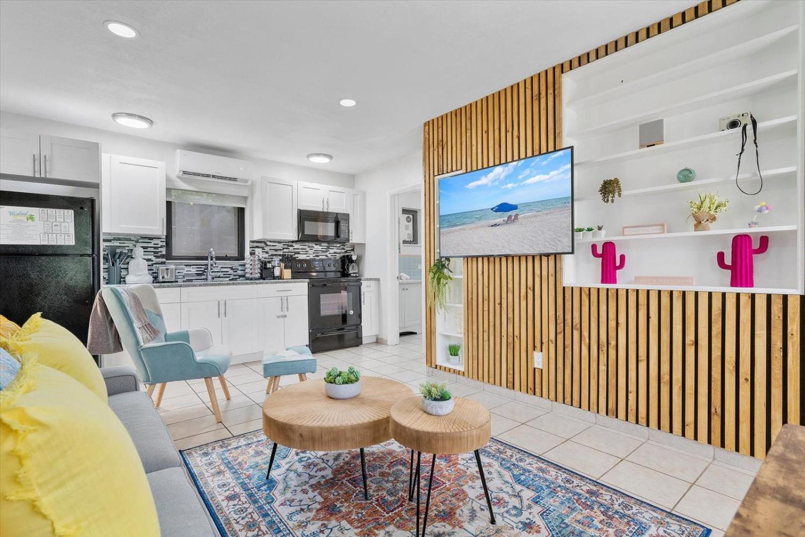 Apartamento Walnut By The Sea Hollywood Habitación foto