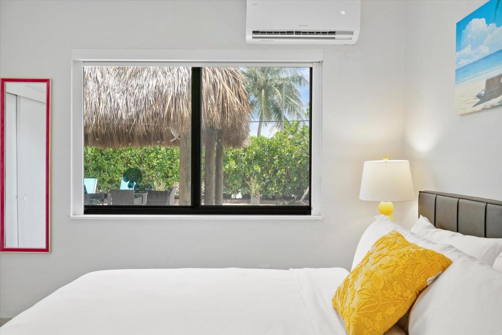 Apartamento Walnut By The Sea Hollywood Habitación foto
